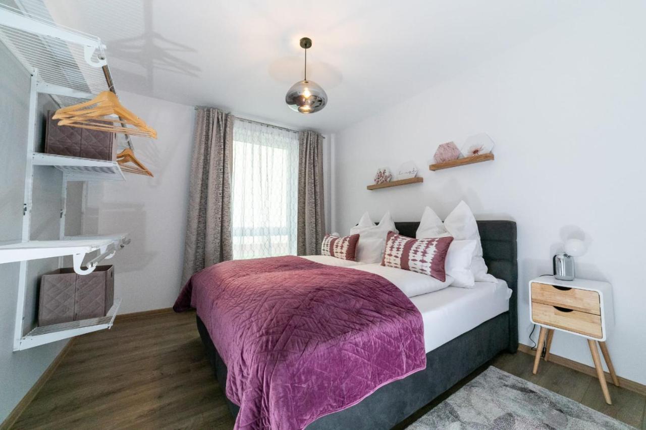 דירות Rîşnov Apartament Luxury Miruna מראה חיצוני תמונה